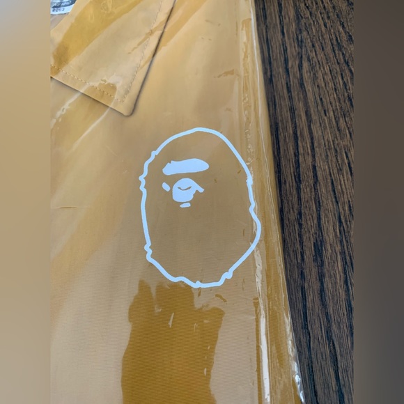 New Women’s Bape A Bathing Ape Yellow Jacket Size Small - Picture 5 of 6